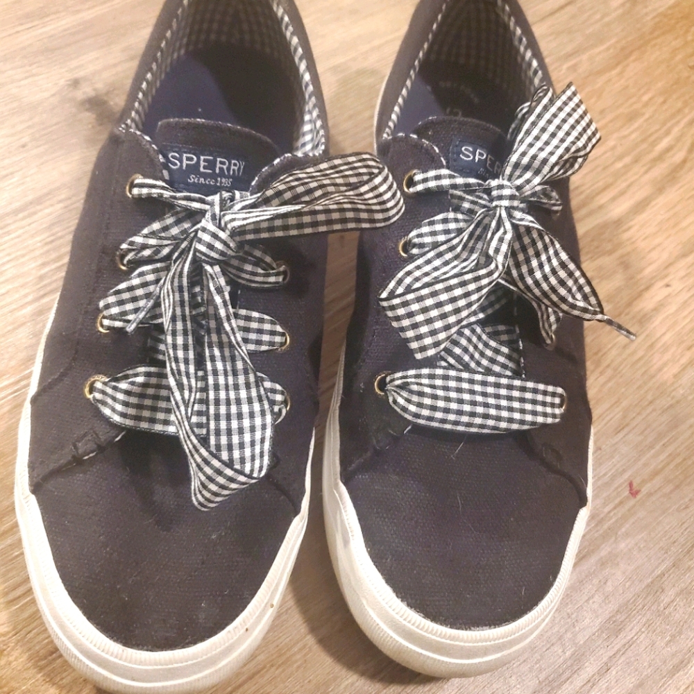 SOLD Womens Gingham Sperry Sneakers